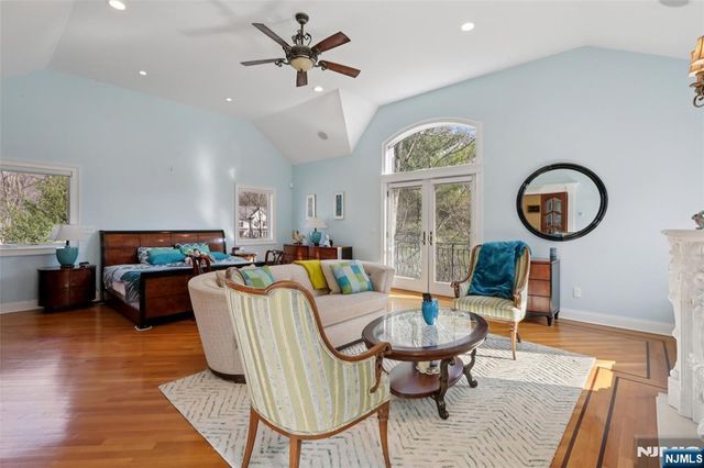 14 Werimus Brook Road, Saddle River, NJ 07458