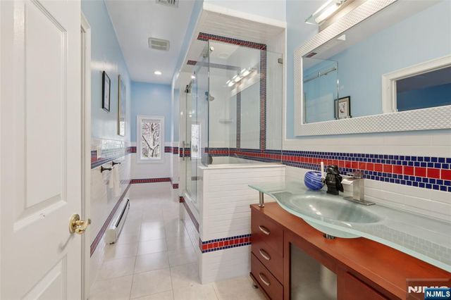 14 Werimus Brook Road, Saddle River, NJ 07458