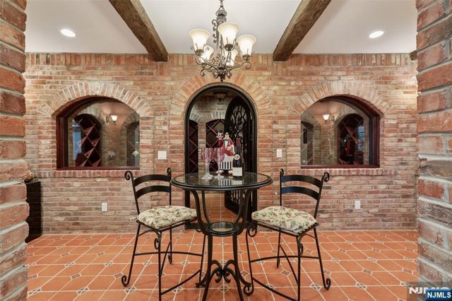 14 Werimus Brook Road, Saddle River, NJ 07458