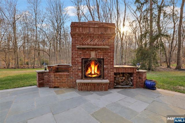14 Werimus Brook Road, Saddle River, NJ 07458