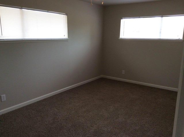 537 W University Avenue, Fresno, CA 93705