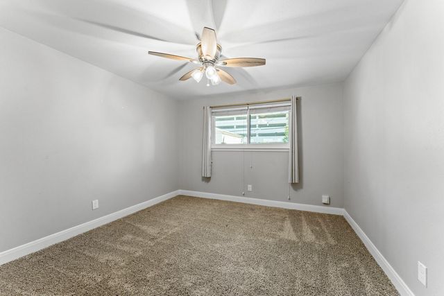 2515 Blue Willow Drive, Houston, TX 77042