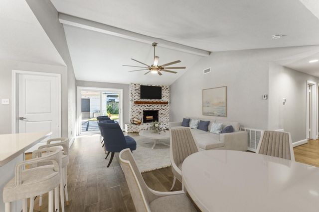 2515 Blue Willow Drive, Houston, TX 77042