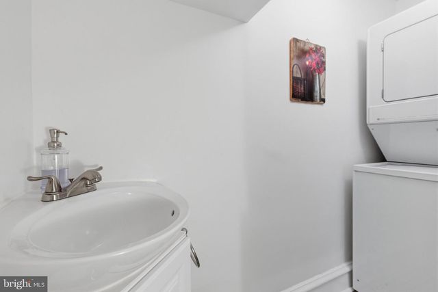 418 W PRICE ST, Philadelphia, PA 19144