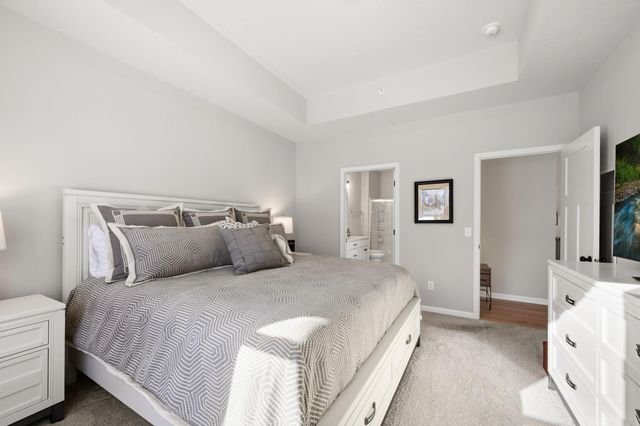 6575 Jocelyn Avenue S, Cottage Grove, MN 55016