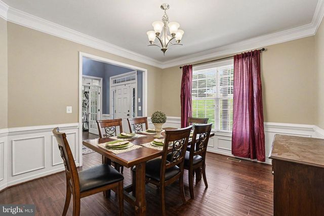 60 CROWNCREST RD, Fredericksburg, VA 22406