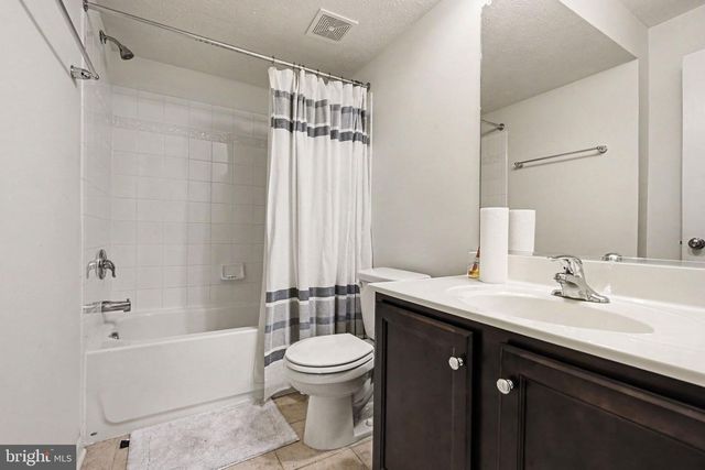 60 CROWNCREST RD, Fredericksburg, VA 22406