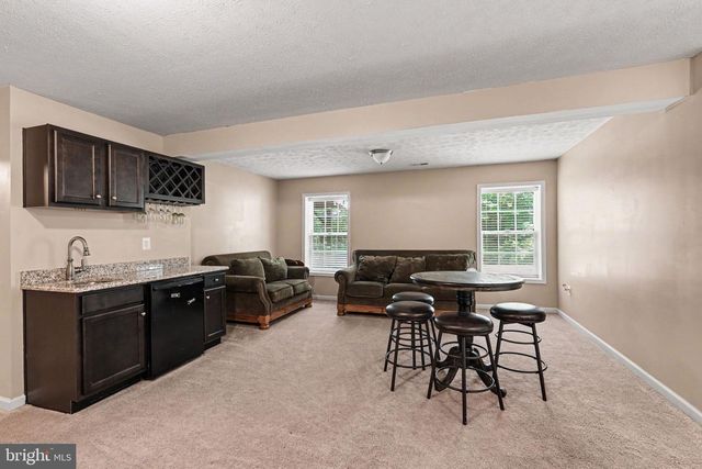60 CROWNCREST RD, Fredericksburg, VA 22406
