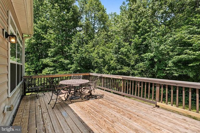 60 CROWNCREST RD, Fredericksburg, VA 22406