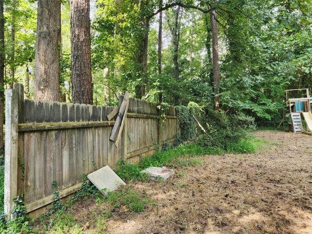 561 Knollwood Drive, Stockbridge, GA 30281