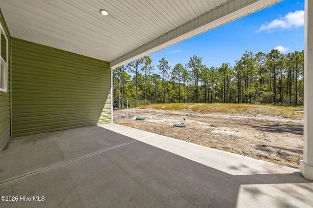 646 E Boiling Spring Road, Southport, NC 28461