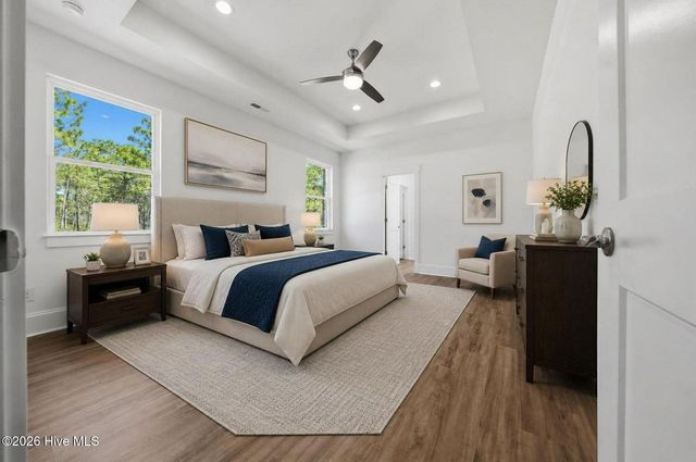646 E Boiling Spring Road, Southport, NC 28461