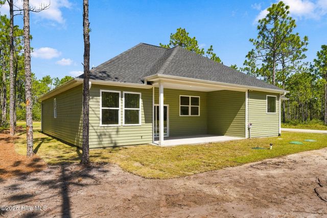 646 E Boiling Spring Road, Southport, NC 28461