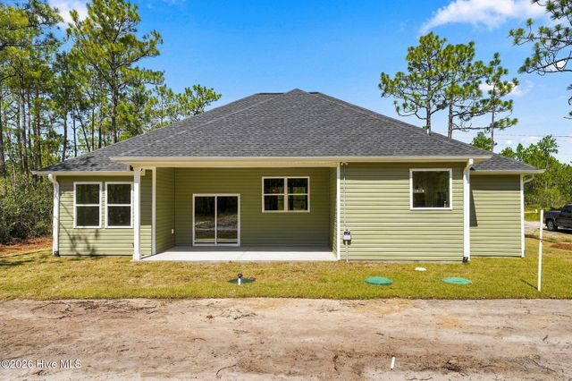 646 E Boiling Spring Road, Southport, NC 28461