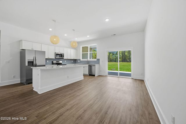 646 E Boiling Spring Road, Southport, NC 28461