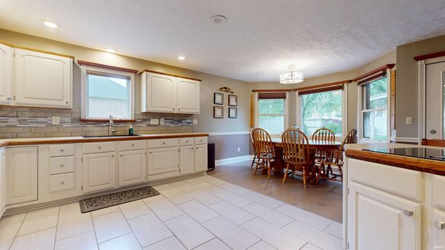 4333 Brandywine Drive, Newburgh, IN 47630