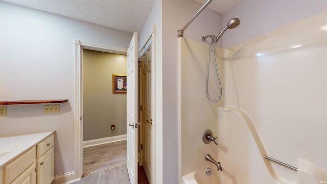 4333 Brandywine Drive, Newburgh, IN 47630