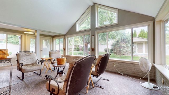 4333 Brandywine Drive, Newburgh, IN 47630