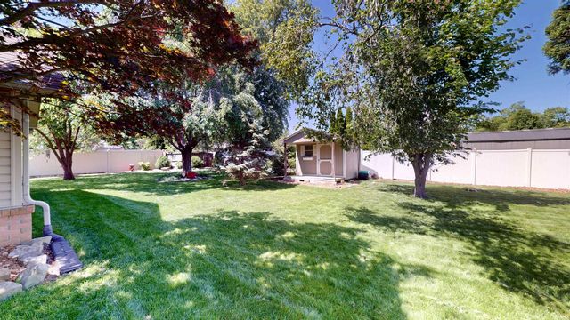 4333 Brandywine Drive, Newburgh, IN 47630
