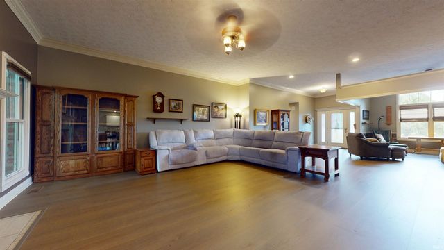 4333 Brandywine Drive, Newburgh, IN 47630