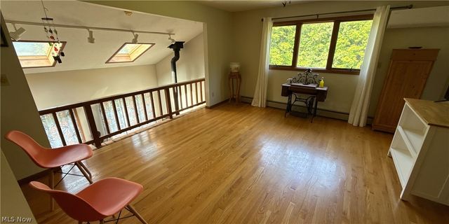 33 Eggleston Road, Aurora, OH 44202