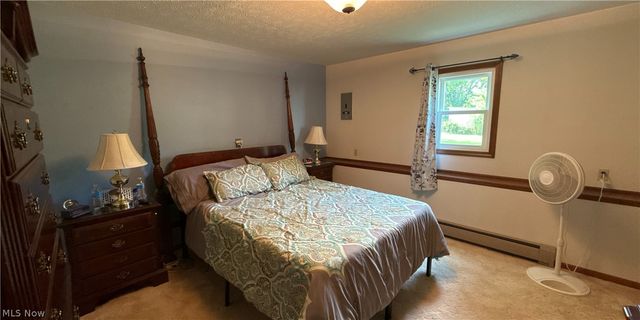 33 Eggleston Road, Aurora, OH 44202
