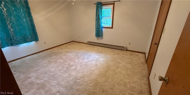 33 Eggleston Road, Aurora, OH 44202