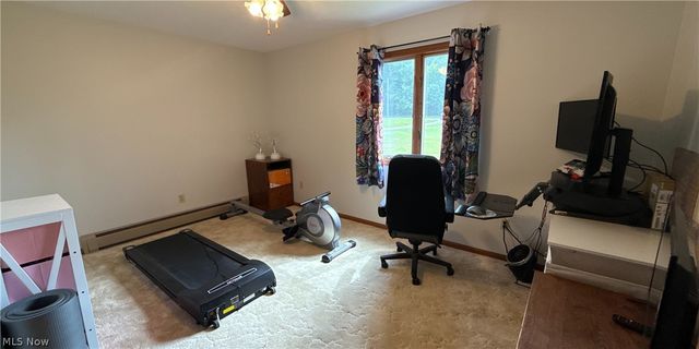 33 Eggleston Road, Aurora, OH 44202