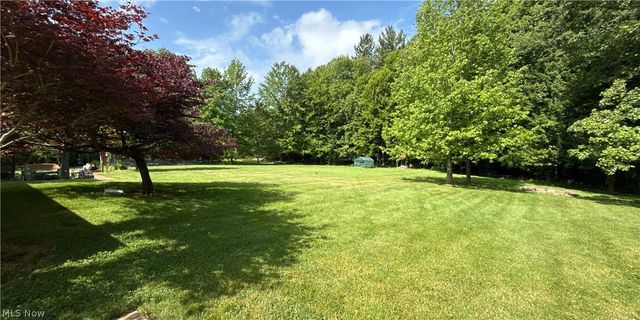 33 Eggleston Road, Aurora, OH 44202