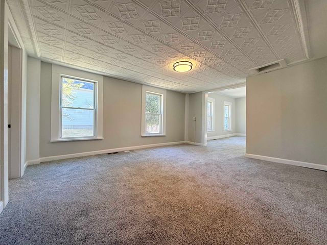 30 Sweatt Street, Boscawen, NH 03303