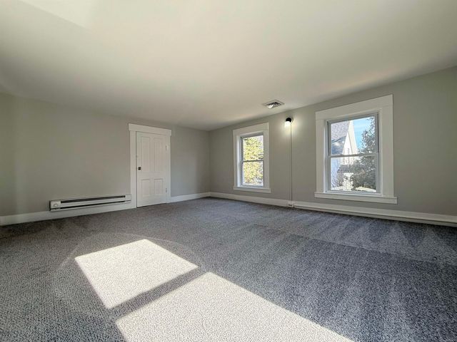 30 Sweatt Street, Boscawen, NH 03303