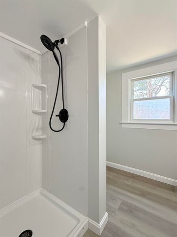 30 Sweatt Street, Boscawen, NH 03303