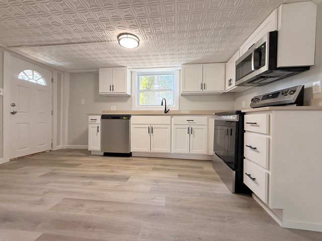 30 Sweatt Street, Boscawen, NH 03303