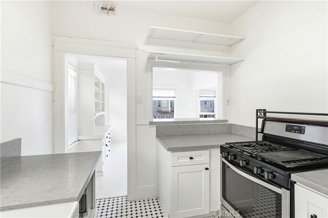 333 W 4th Street 13, Long Beach, CA 90802