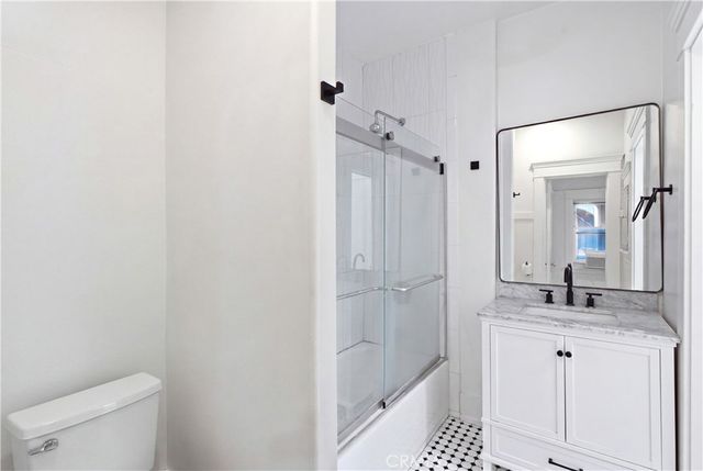 333 W 4th Street 13, Long Beach, CA 90802