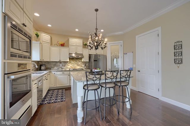 336 ROYAL HUNT WAY, Lititz, PA 17543