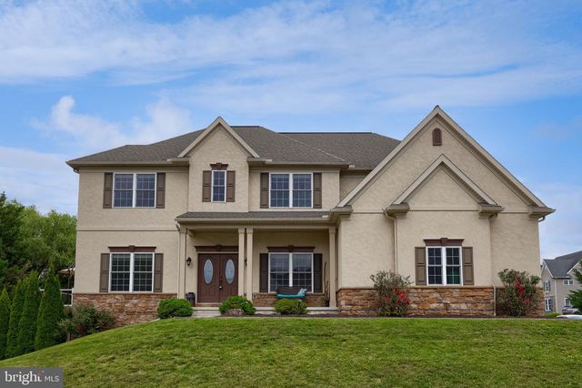 336 ROYAL HUNT WAY, Lititz, PA 17543