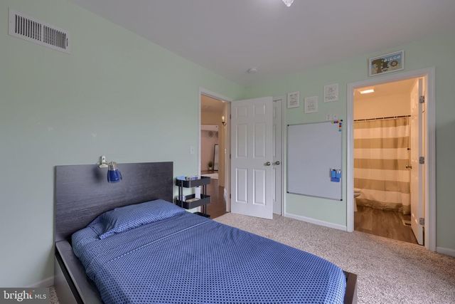 336 ROYAL HUNT WAY, Lititz, PA 17543