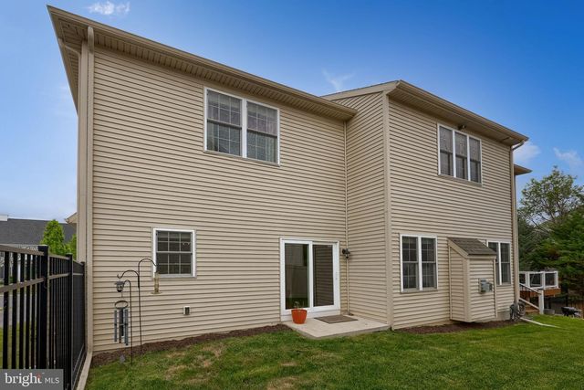 336 ROYAL HUNT WAY, Lititz, PA 17543