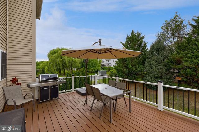 336 ROYAL HUNT WAY, Lititz, PA 17543