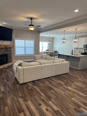 15100 Blackburn Road, Athens, AL 35611