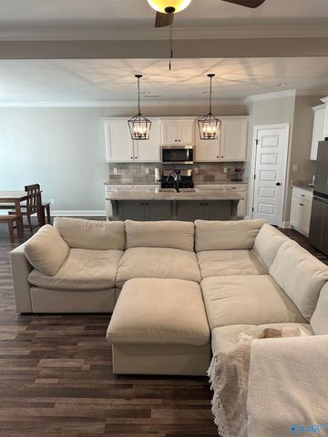 15100 Blackburn Road, Athens, AL 35611