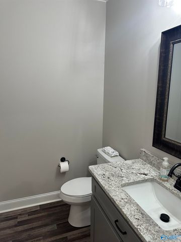 15100 Blackburn Road, Athens, AL 35611