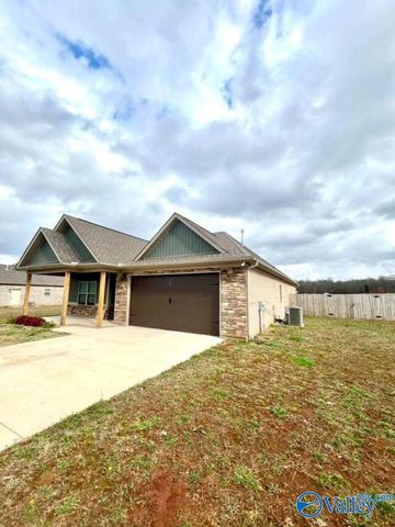 15100 Blackburn Road, Athens, AL 35611