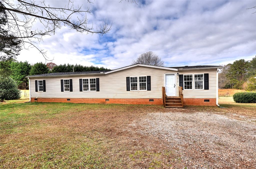 3517 River Road, Piedmont, SC 29673