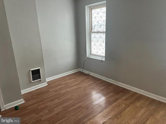 120 E 24TH ST, Wilmington, DE 19802