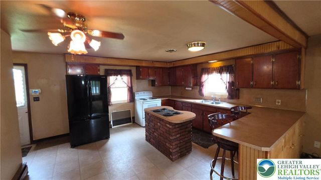 1237 Keller Road, Bushkill Twp, PA 18091