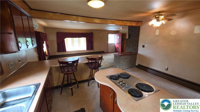 1237 Keller Road, Bushkill Twp, PA 18091