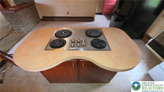 1237 Keller Road, Bushkill Twp, PA 18091