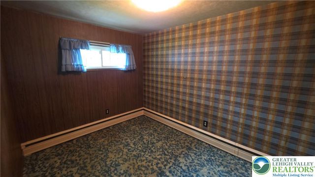 1237 Keller Road, Bushkill Twp, PA 18091